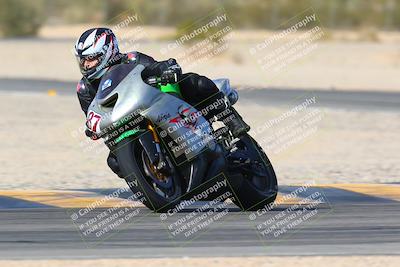 media/Jan-13-2024-SoCal Trackdays (Sat) [[9c032fe5aa]]/Turn 4 (135pm)/